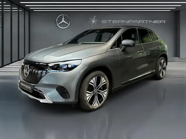 Mercedes-Benz EQE SUV