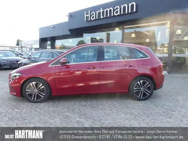 Mercedes-Benz B 200