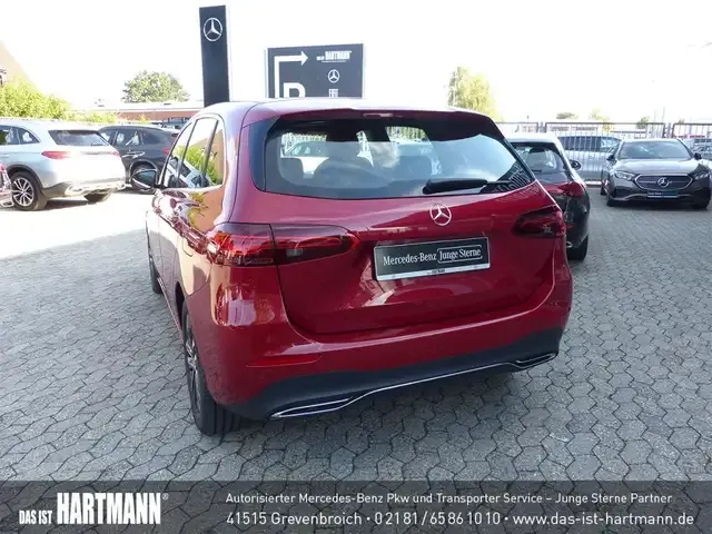 Mercedes-Benz B 200