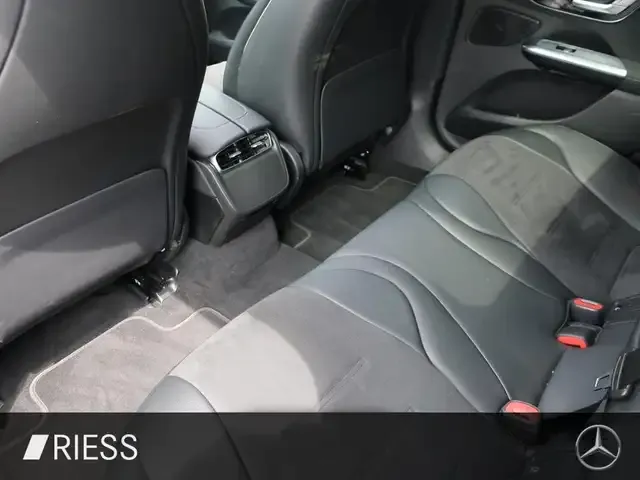 Mercedes-Benz EQE 350