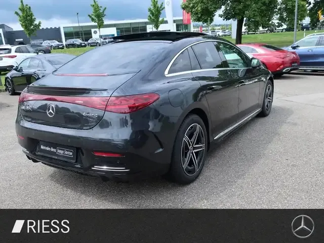 Mercedes-Benz EQE 350
