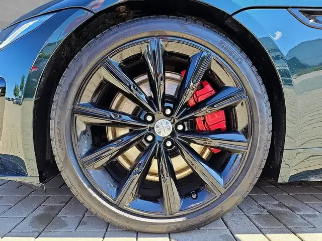 Jaguar F-Type