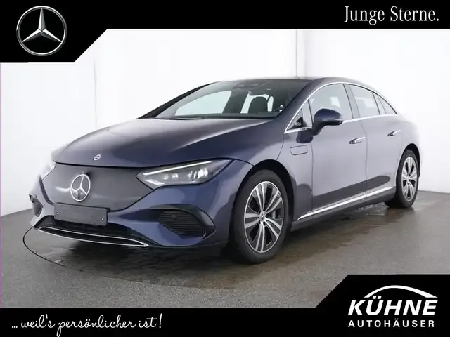 Mercedes-Benz EQE 300