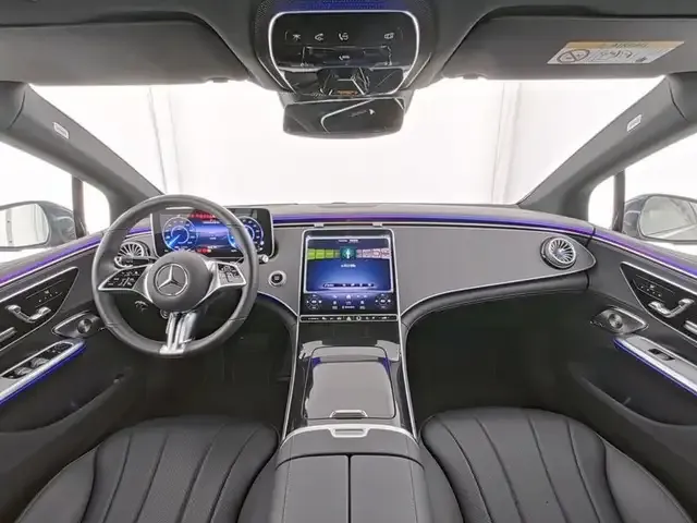 Mercedes-Benz EQE 300