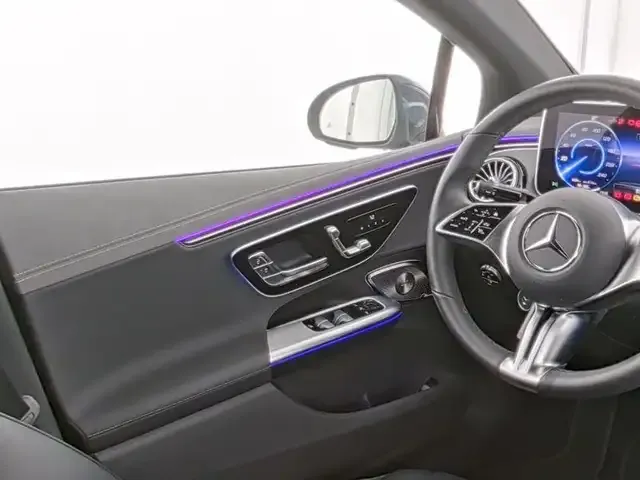 Mercedes-Benz EQE 300