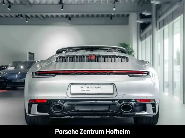 Porsche 992