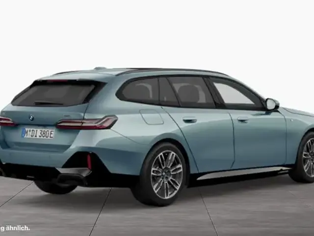 BMW i5