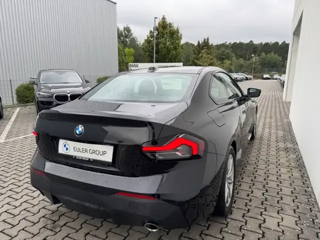 BMW 220