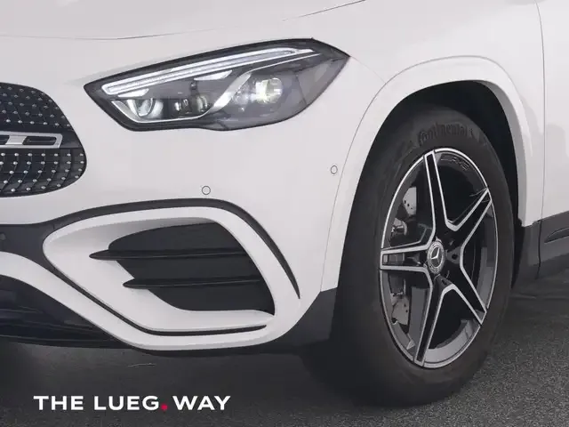 Mercedes-Benz GLA 200