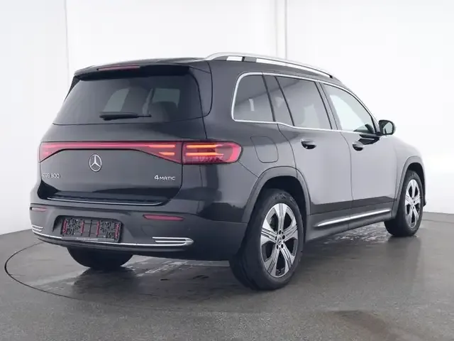 Mercedes-Benz EQB 300