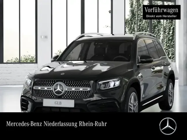 Mercedes-Benz GLB 220