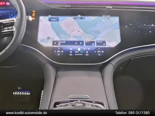 Mercedes-Benz EQE SUV