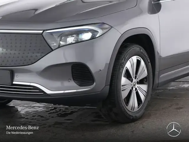 Mercedes-Benz EQA 300