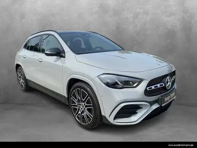 Mercedes-Benz GLA 200