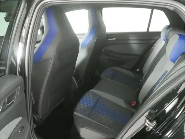 Volkswagen Golf R