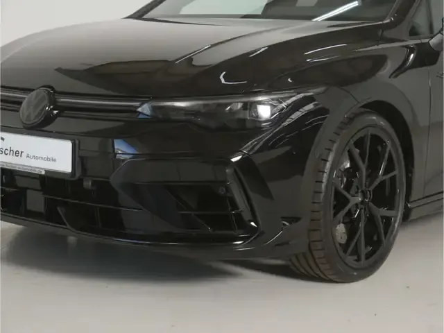 Volkswagen Golf R