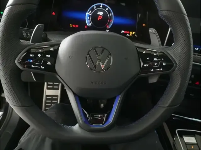 Volkswagen Golf R