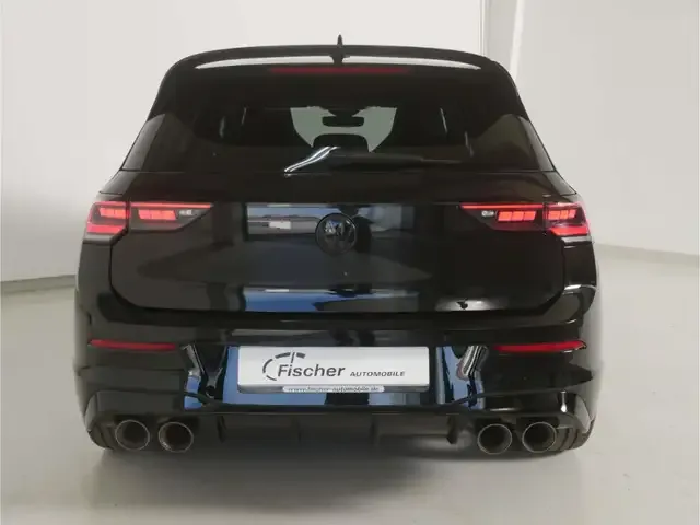Volkswagen Golf R