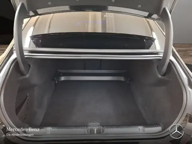 Mercedes-Benz EQE 350