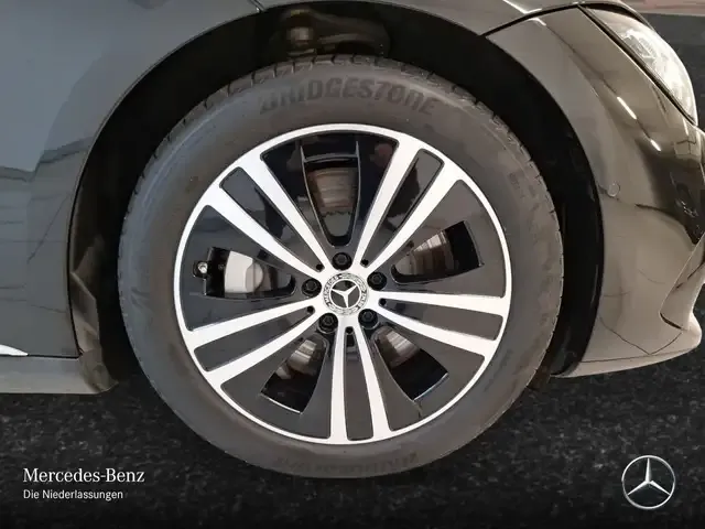 Mercedes-Benz EQE 350