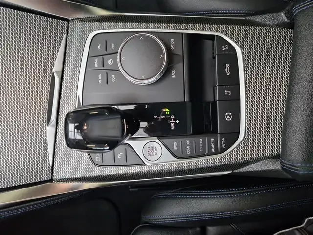 BMW 440