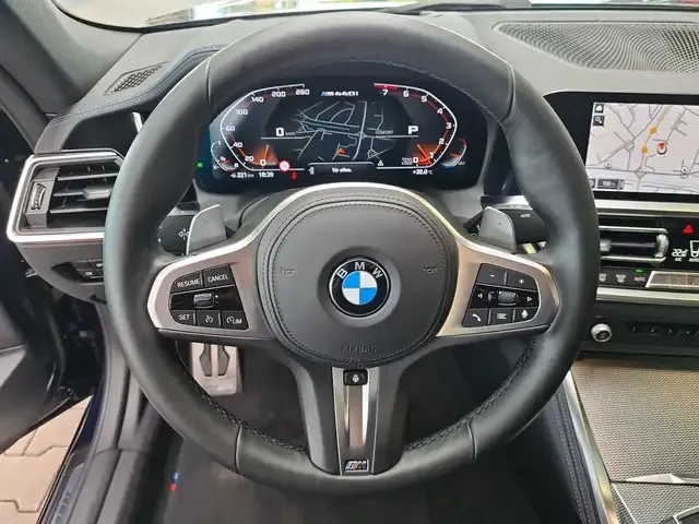 BMW 440