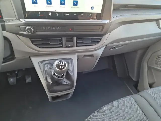 Volkswagen T7 Transporter