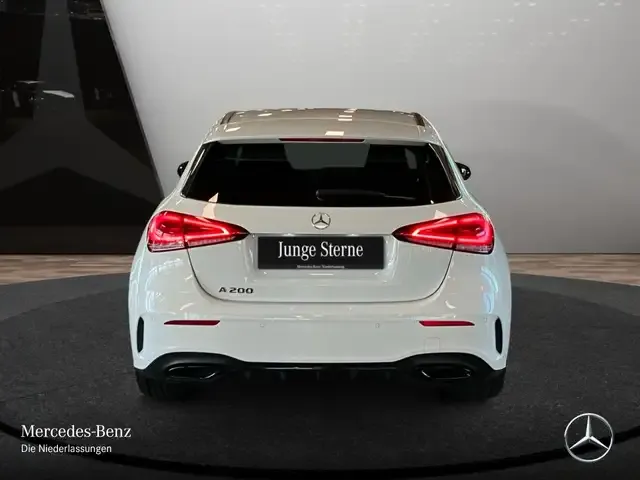 Mercedes-Benz A 200