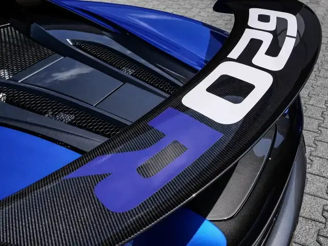 McLaren 620R
