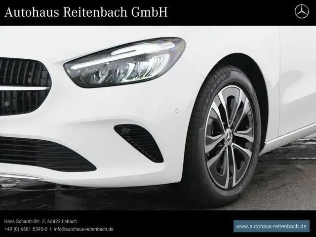 Mercedes-Benz B 200