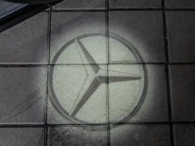 Mercedes-Benz EQB 250