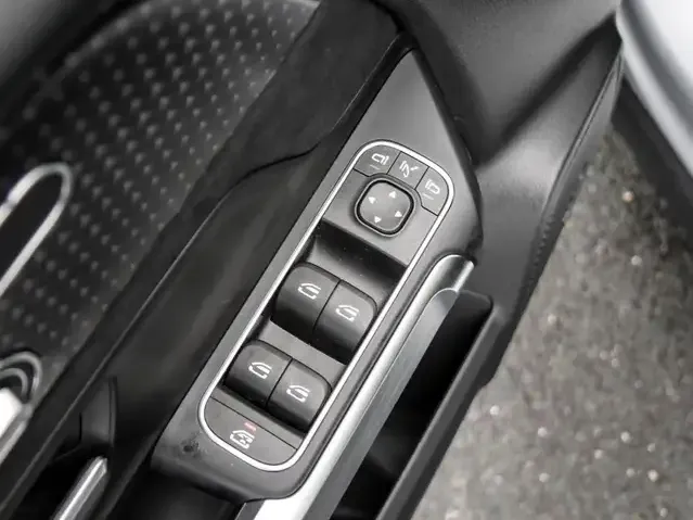 Mercedes-Benz EQB 250