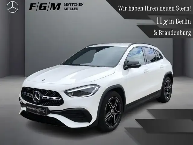 Mercedes-Benz GLA 220