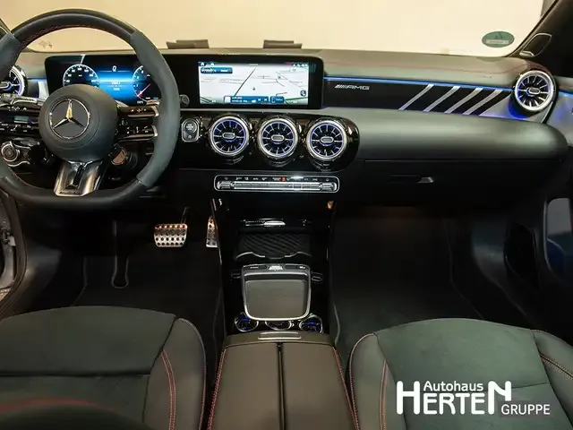 Mercedes-Benz CLA 35 AMG