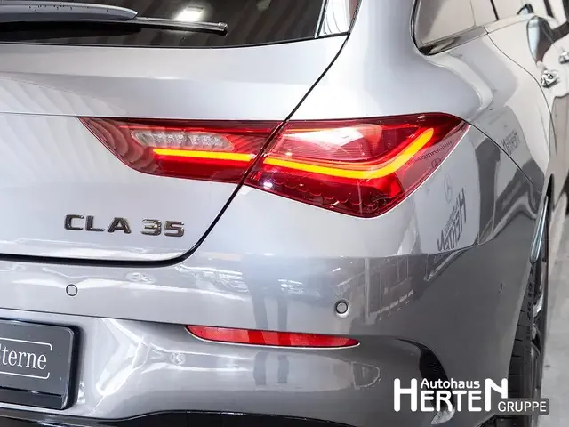 Mercedes-Benz CLA 35 AMG