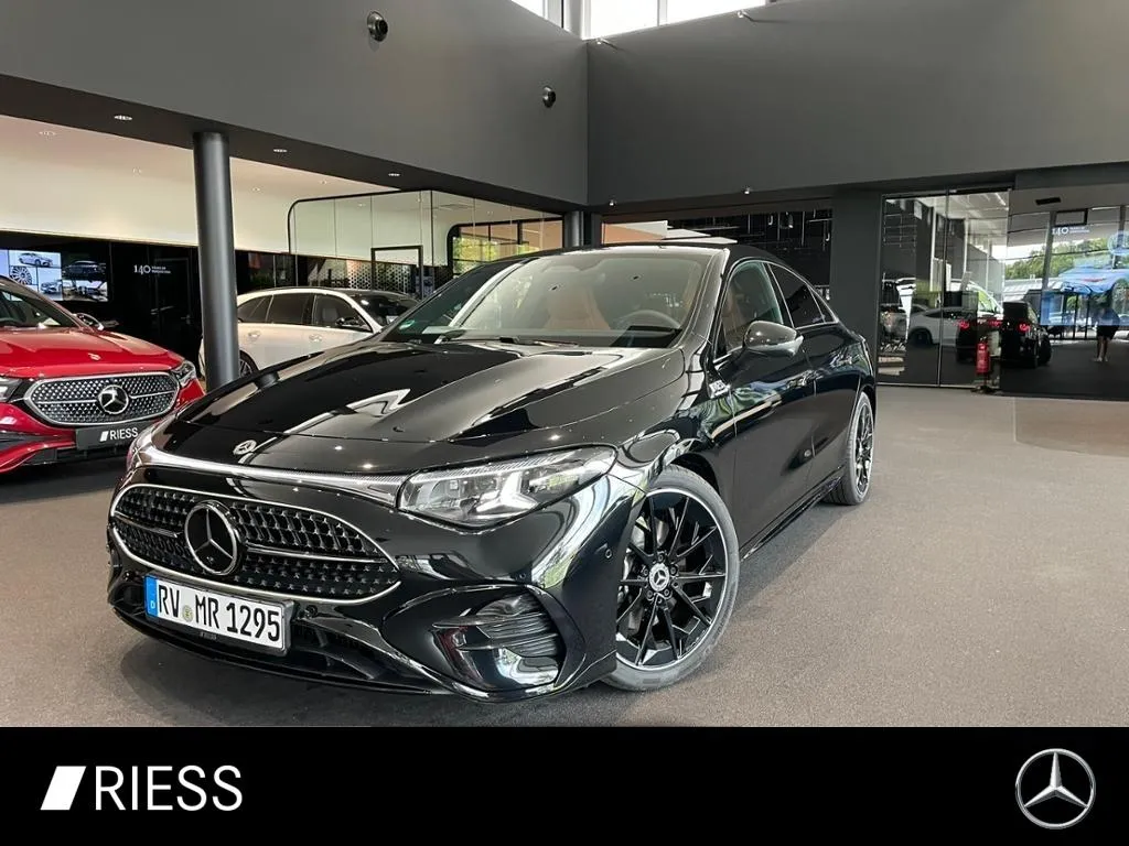 Mercedes-Benz CLA 200