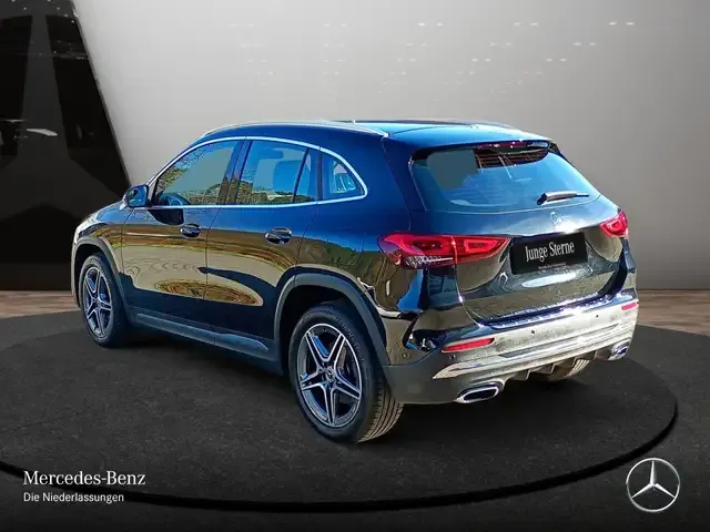 Mercedes-Benz GLA 250
