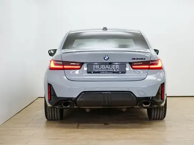 BMW 340