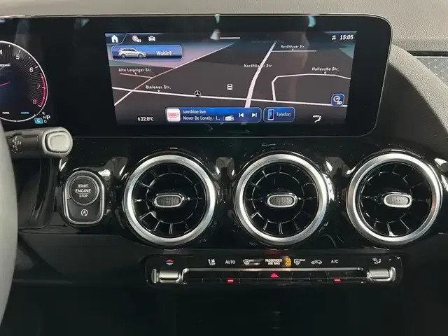 Mercedes-Benz B 200