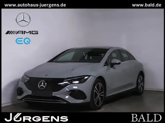 Mercedes-Benz EQE 300