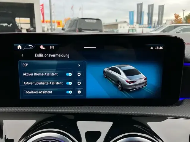 Mercedes-Benz CLA 200