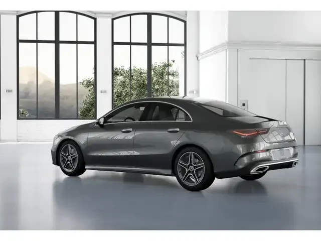 Mercedes-Benz CLA 200