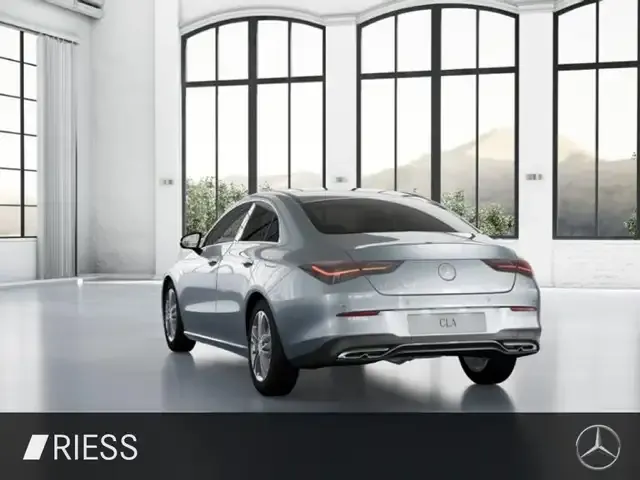 Mercedes-Benz CLA 250