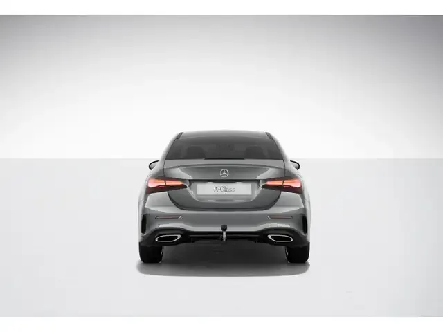 Mercedes-Benz A 220
