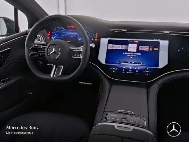 Mercedes-Benz EQS