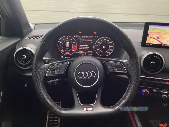 Audi SQ2