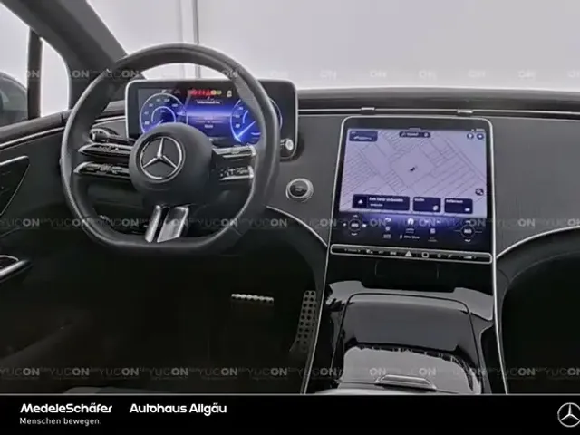 Mercedes-Benz EQE 300