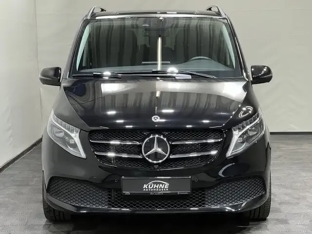 Mercedes-Benz V 250