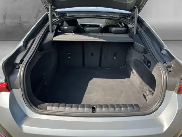 BMW 440