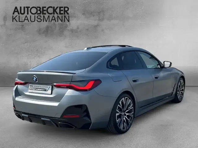 BMW 440